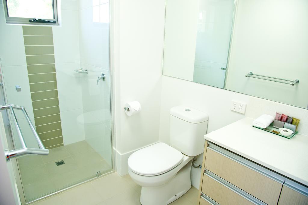 Jacana Apartments Таунсвилл Номер фото
